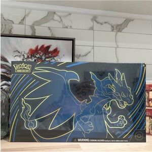 New! Pokémon TCG: Mega Charizard X ex Ultra-Premium Collection